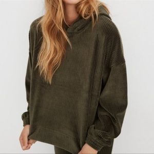 AERIE Ribbed Forest Green Plush Cropped Velour Hoodie